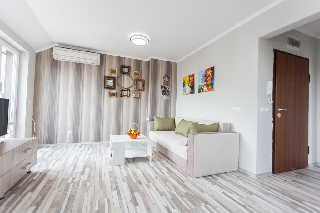 Sofia Art Gallery Vacation Apartments Buitenkant foto