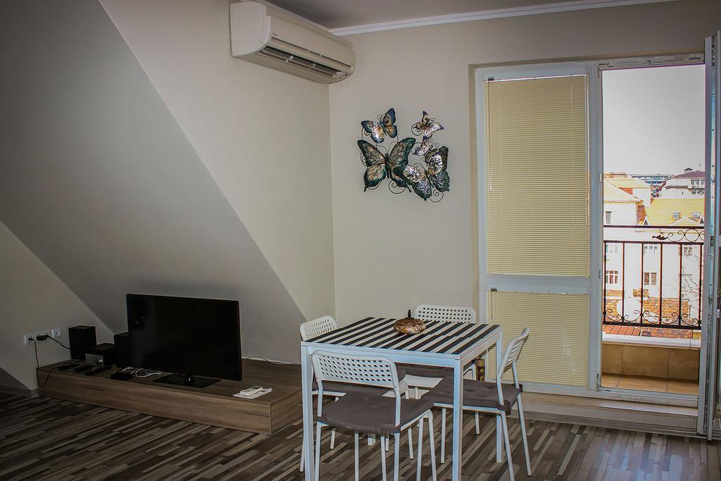 Sofia Art Gallery Vacation Apartments Buitenkant foto