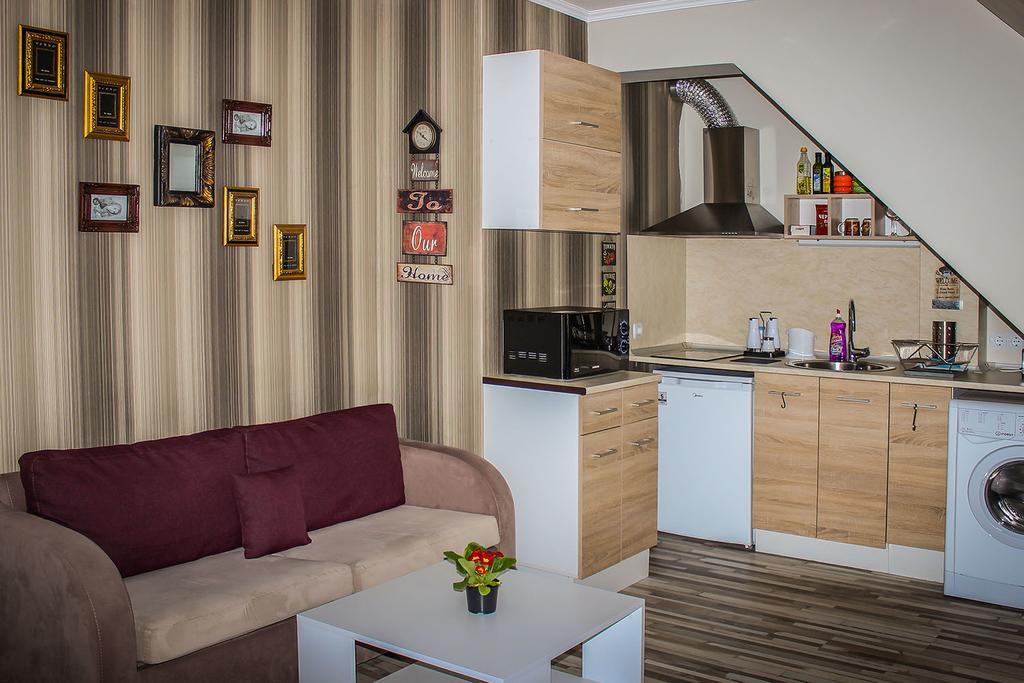 Sofia Art Gallery Vacation Apartments Buitenkant foto